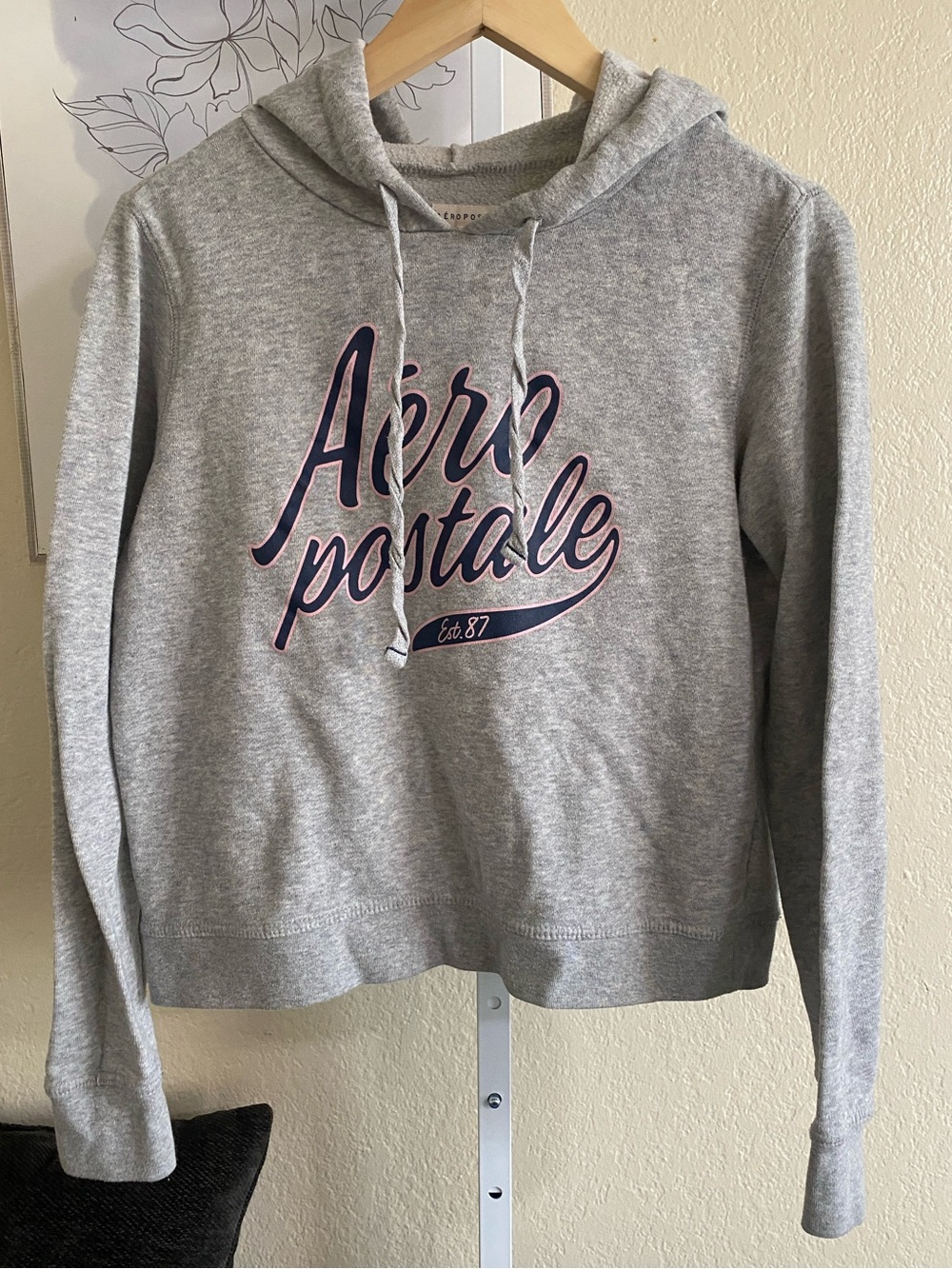 Aeropostale Light Gray Hooded Sweatshirt with Navy Script
